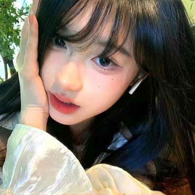 请爱我的女朋友 在线观看封面